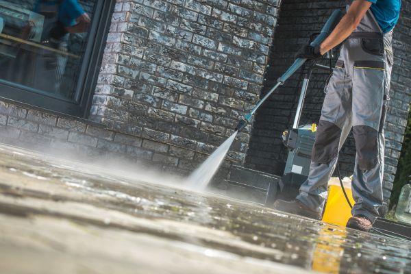 Power Cleaning in Hendersonville