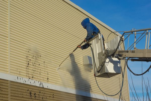 Commercial Exterior Cleaning in Hendersonville