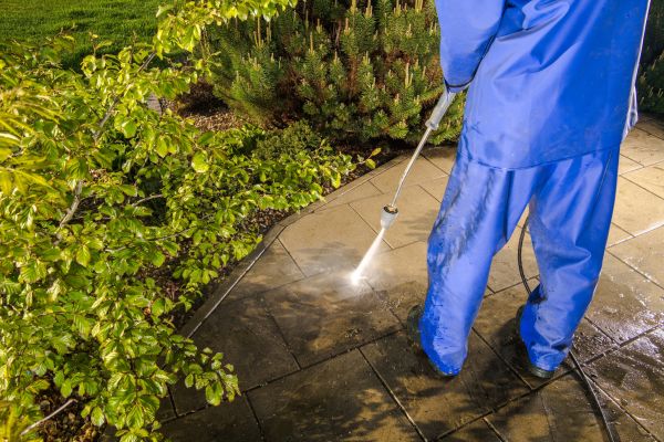 Hardscape Cleaning in Hendersonville