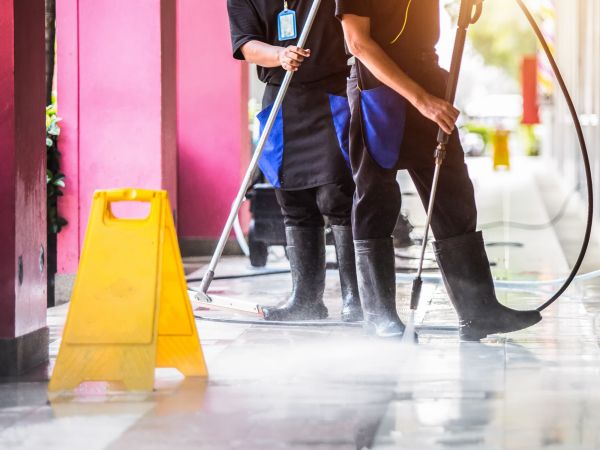 Commercial Power Washing in Hendersonville