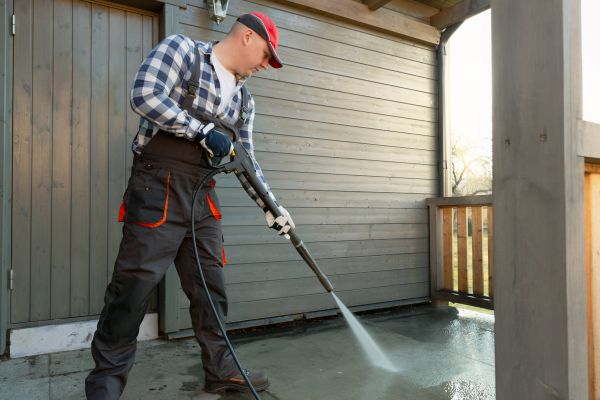 Porch Power Washing in Hendersonville