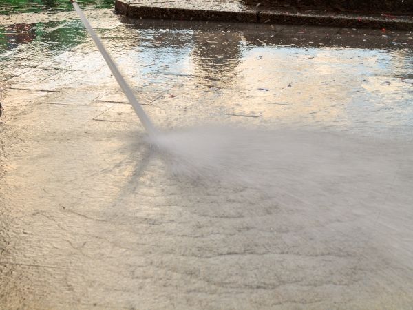 Pavement Cleaning Service in Hendersonville