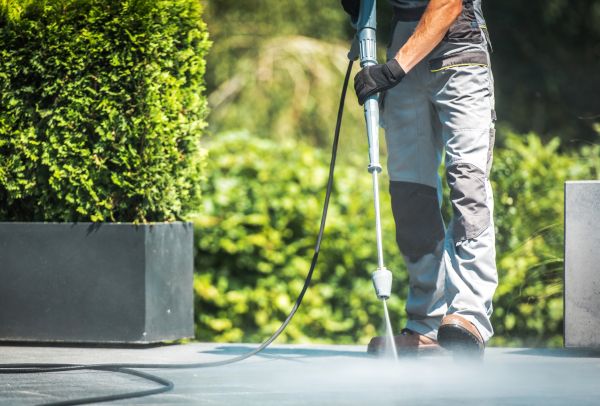 Condo Patio Cleaning in Hendersonville