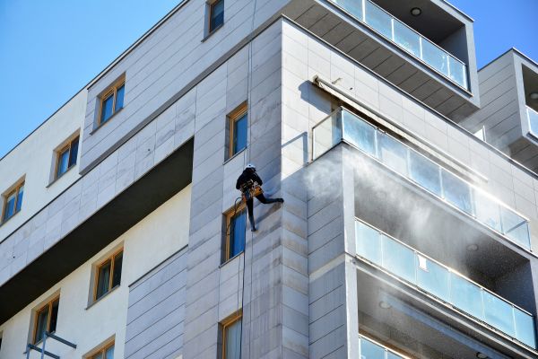 Condo Pressure Washing in Hendersonville