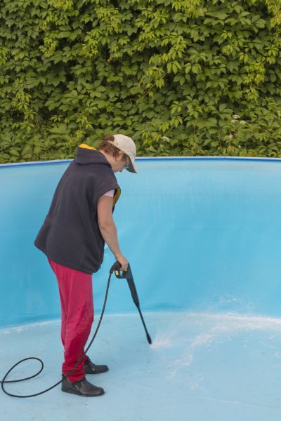 Pool Pressure Washing in Hendersonville
