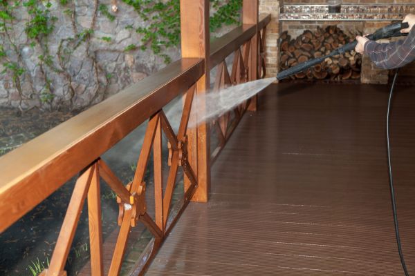 Porch Dirt Removal in Hendersonville