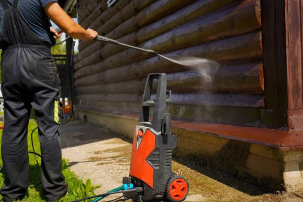 Cabin Pressure Washing in Hendersonville