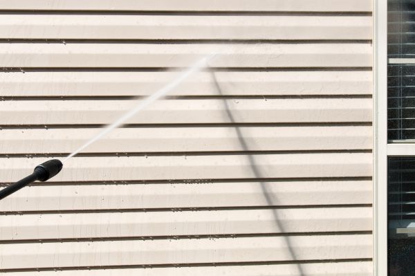 Apartment Power Washing in Hendersonville
